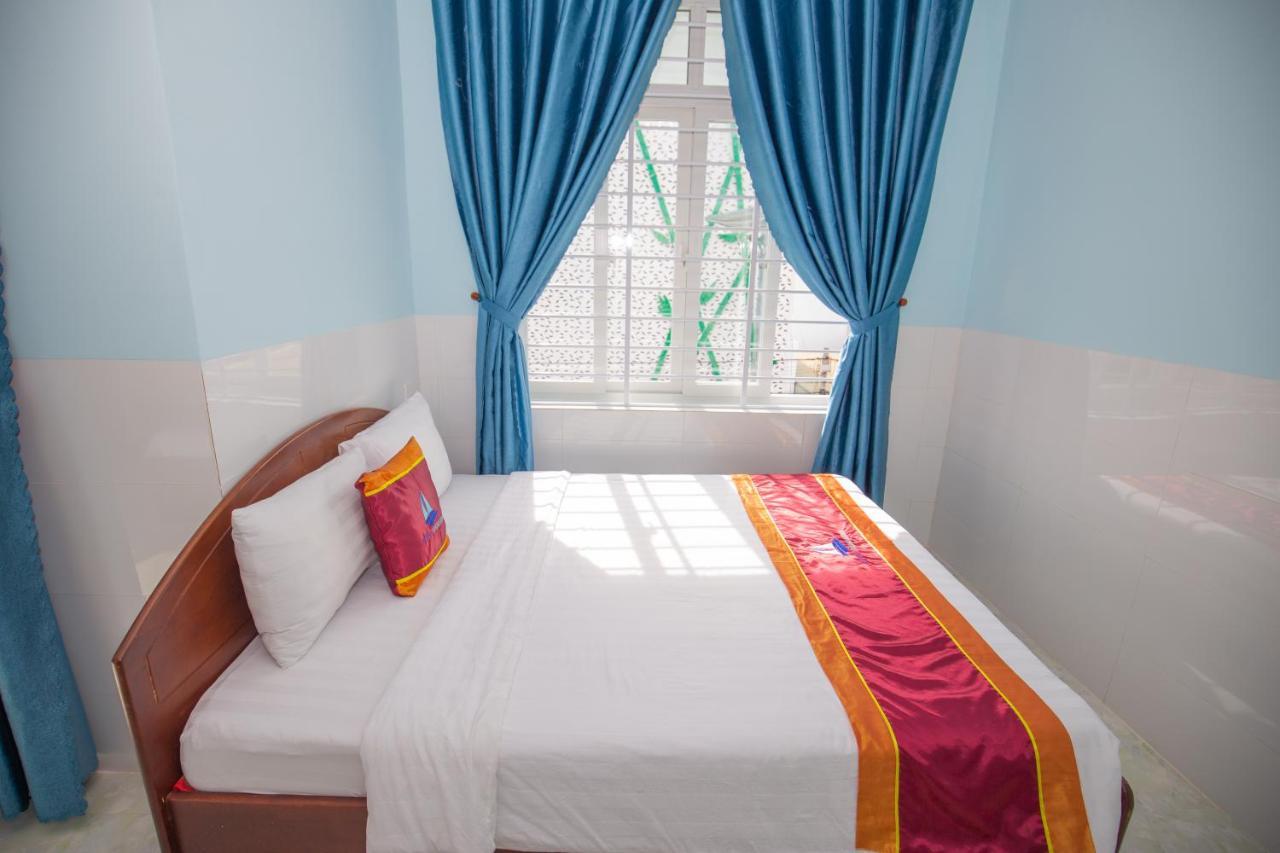 Hotel Dang Khoa Chi Khu Co Ong 외부 사진